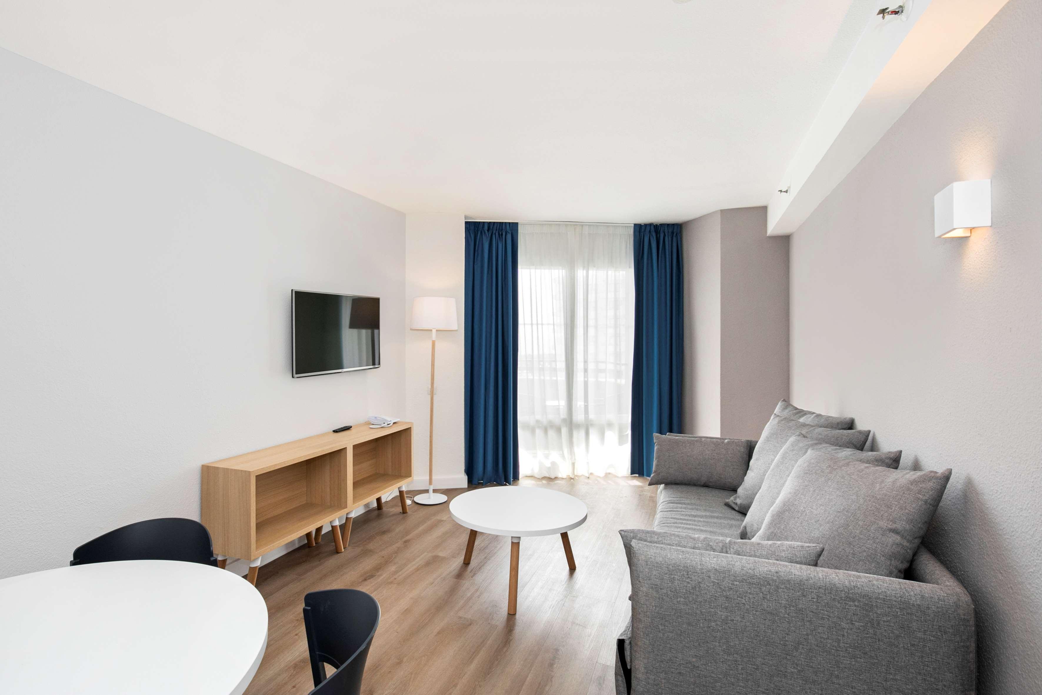 Hotel apartamentowy Sol Puerto Marina Torremolinos