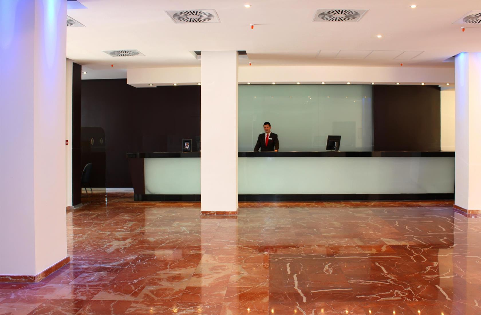 Hotel apartamentowy Sol Puerto Marina 3*